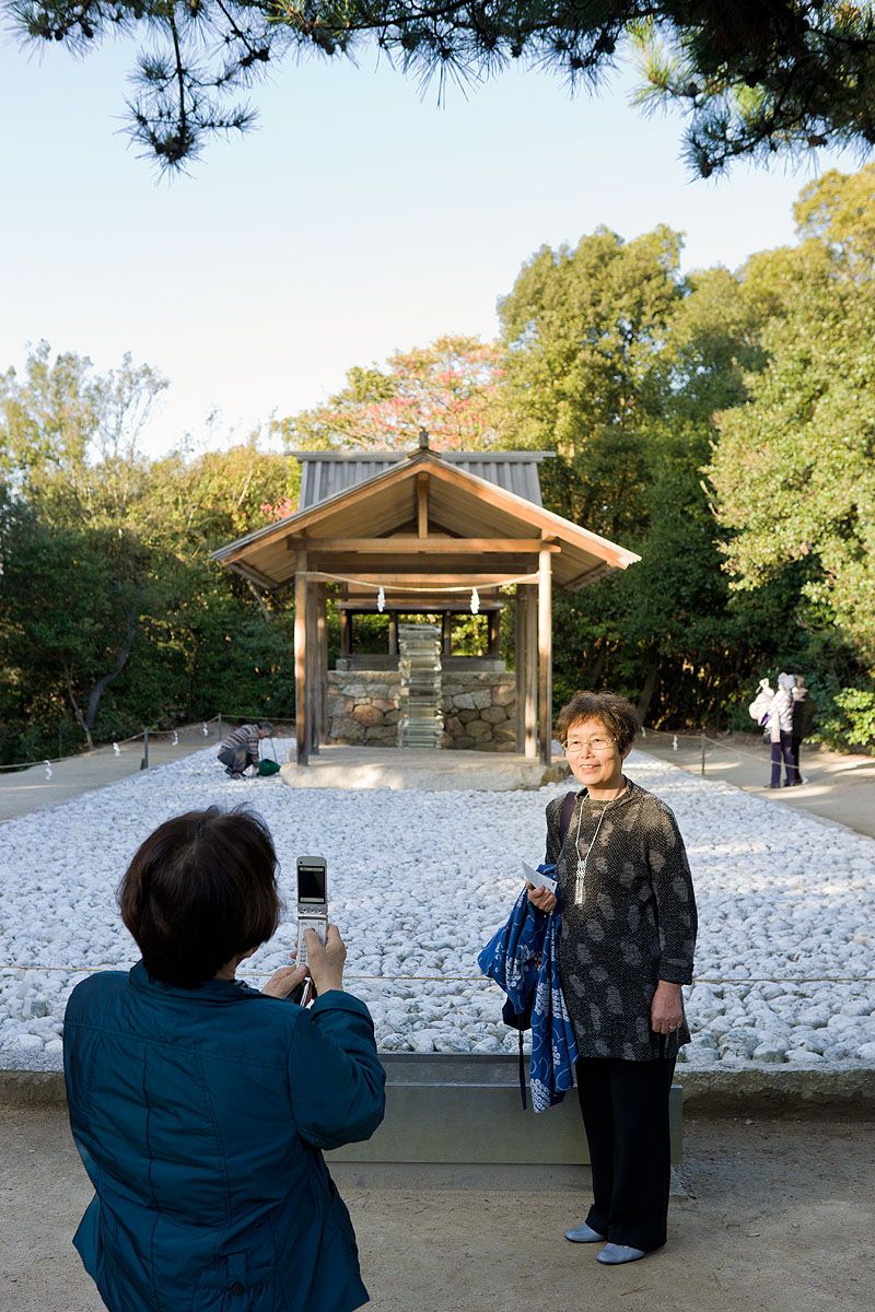 Go’o Shrine, Naoshima Japan – Hiroshi Sugimoto