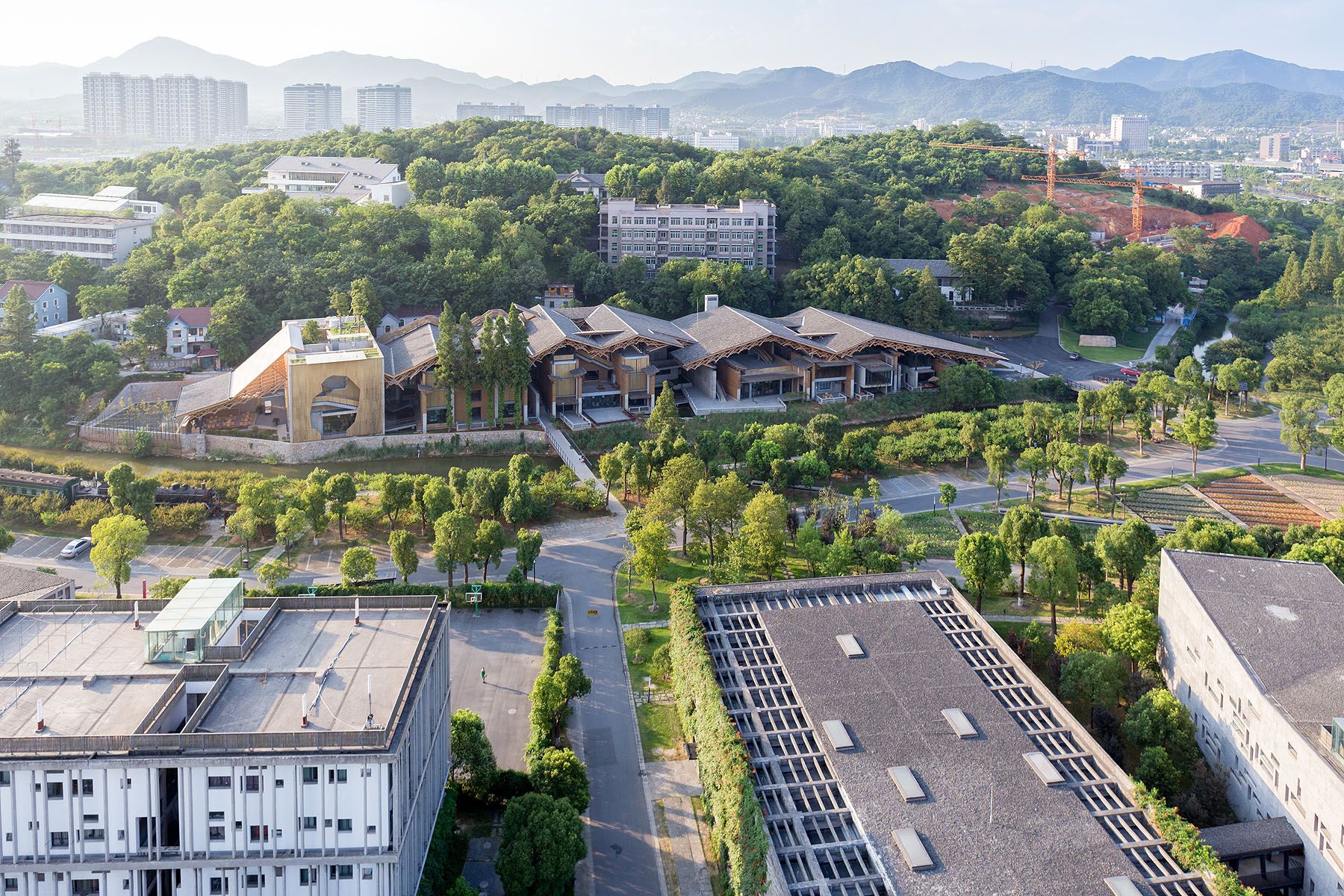 Wa Shan Guesthouse Hangzhou, China – Wang Shu